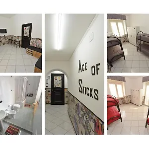 Ace Of Sticks Appartement