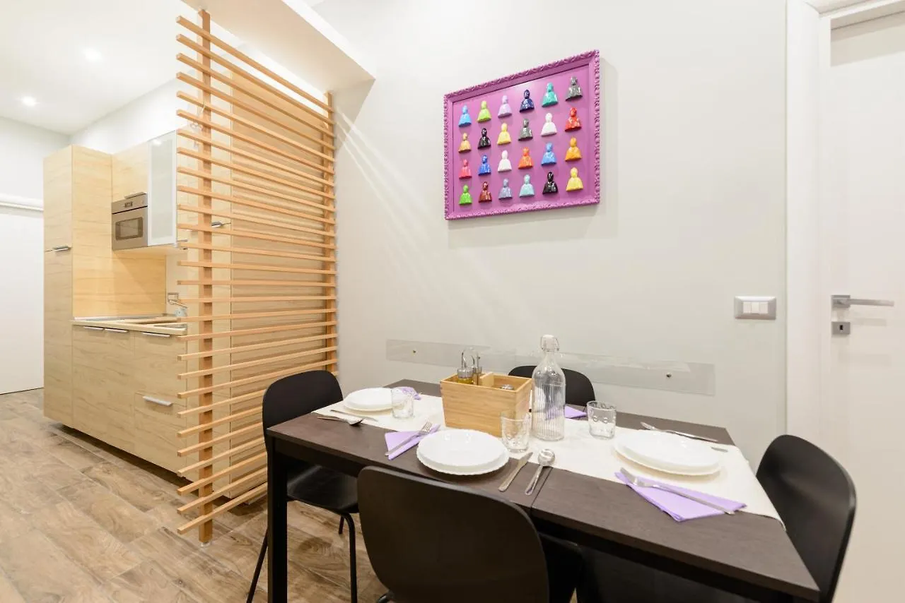 Dimora San Gennaro 10 Apartment Naples