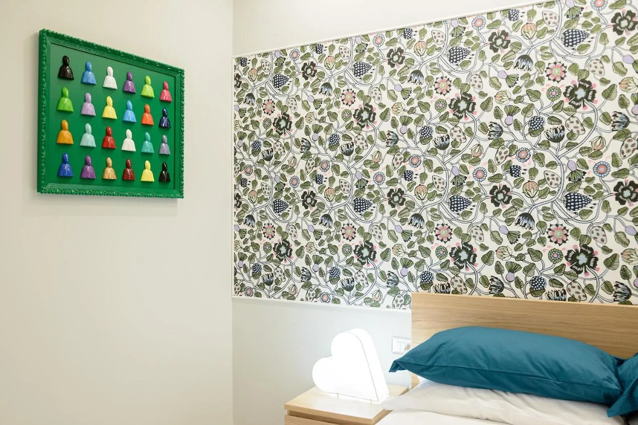 Dimora San Gennaro 10 Apartment Naples Italy